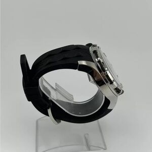 Black and Silver Wearable Smartwatch